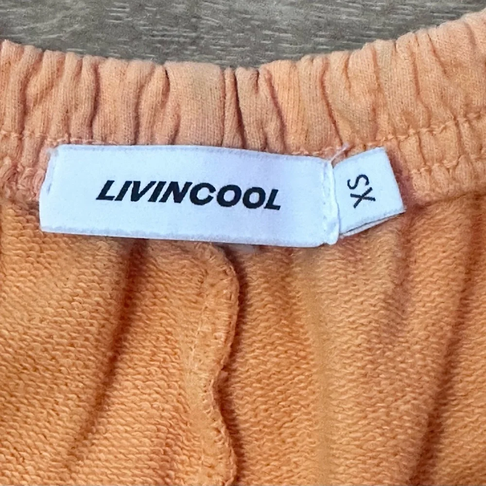Livin Cool Essential Shorts Orange Julius